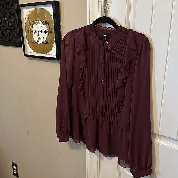 Semi-Sheer Pin-tuck Peplum Hem Blouse - Picture 1 of 4